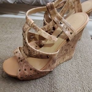 Classified cork wedge sandals
